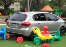 carro invade berçário municipal