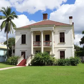 Casa Ponce Paz