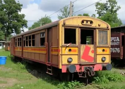retirada de vagões abandonados em Bauru